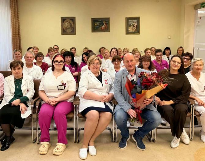 SVEIKINAME GERIAUSIĄ VADOVĄ BOSO DIENOS PROGA!